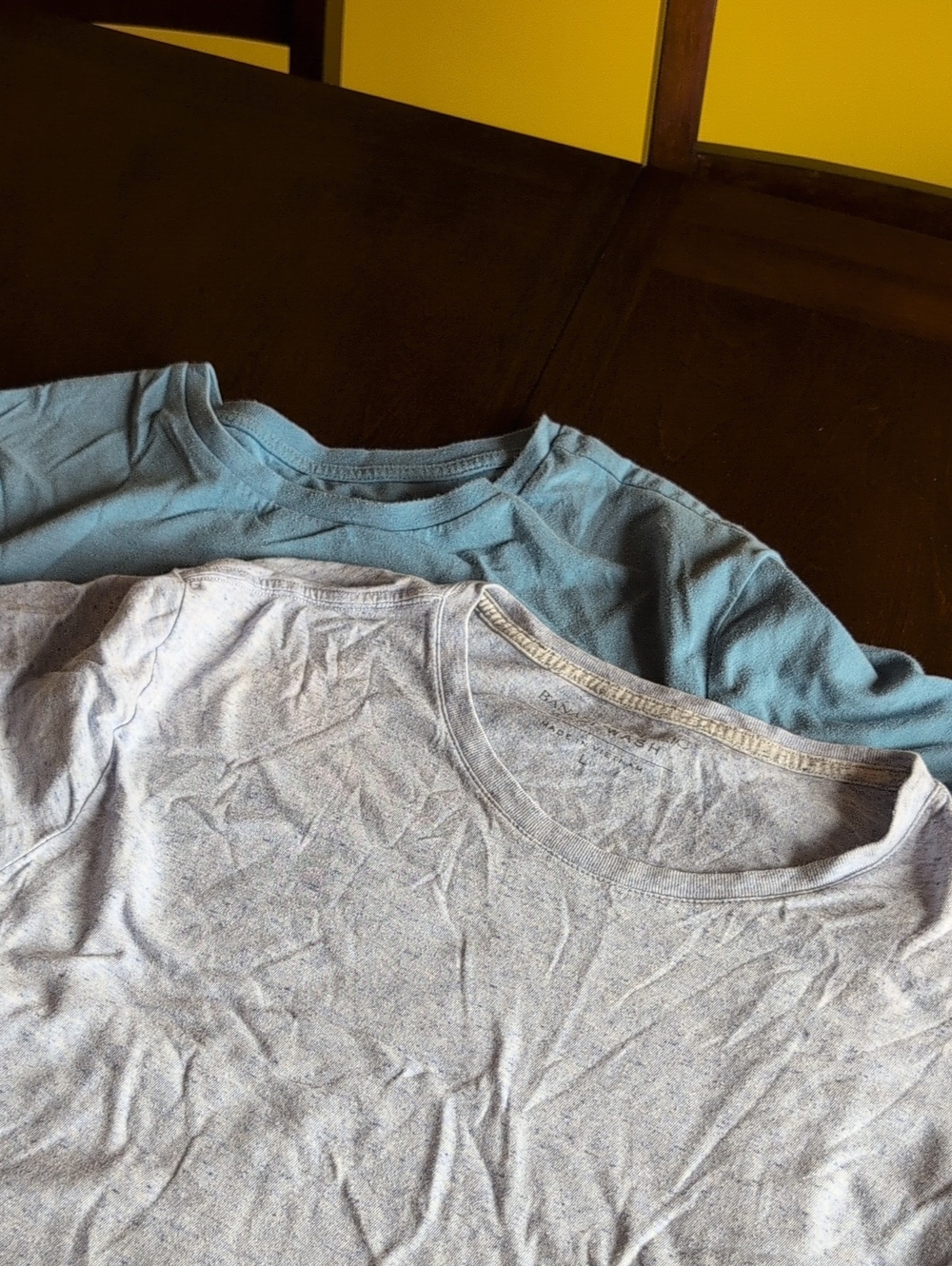2 Mens T Shirts